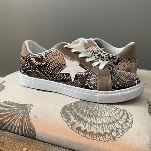 Pierre Dumas Snakeskin Print Sneaker